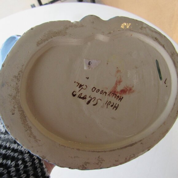 Hedi Schoop Ceramic Planter Girl - Picture 6 of 7